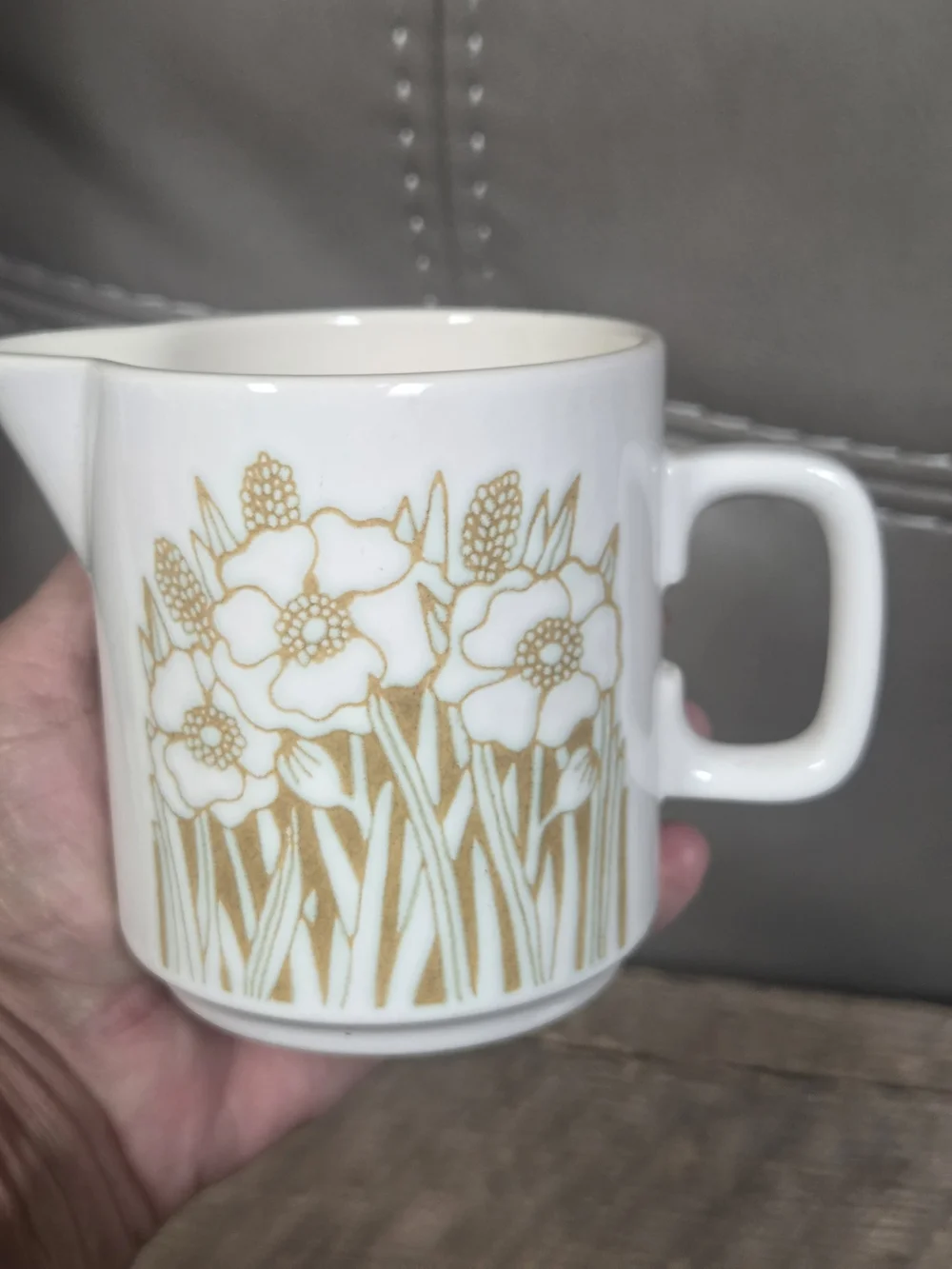 5 Pieces Vintage Hornsea England Pottery in the Fleur pattern ~ Bin 1E